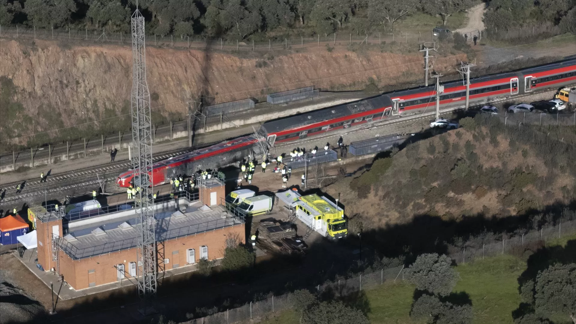Dois portugueses no acidente ferroviário em Espanha estão bem