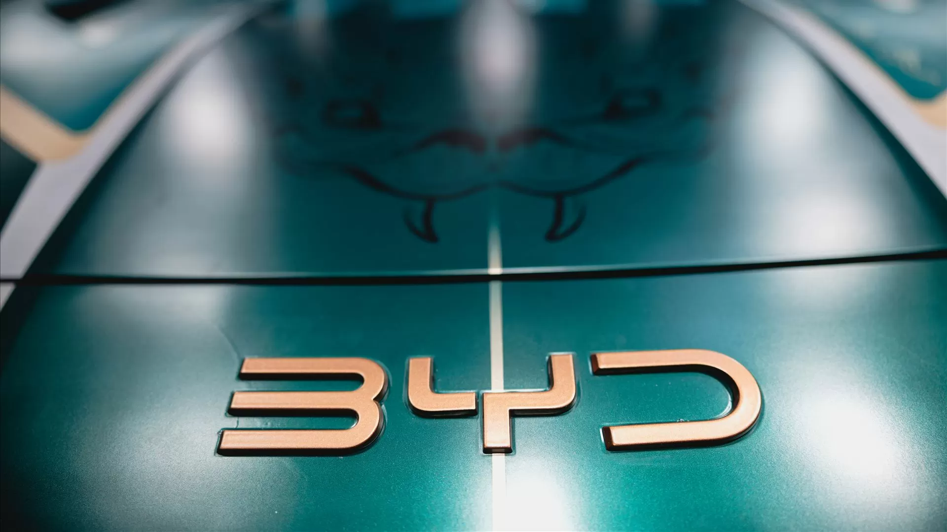 Tesla perde liderança mundial de veículos elétricos para a chinesa BYD
