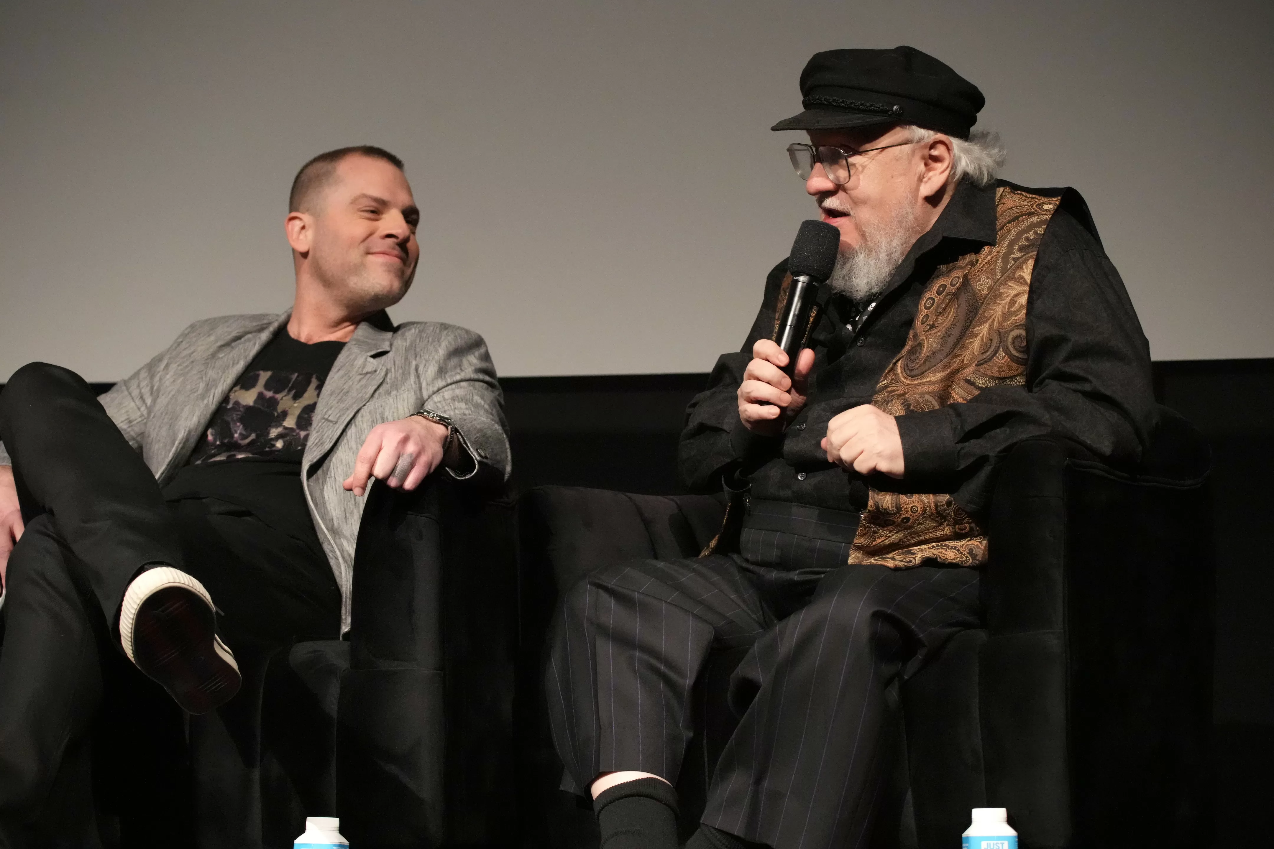 O desafeto de George R. R. Martin nos bastidores de ‘Casa do Dragão’