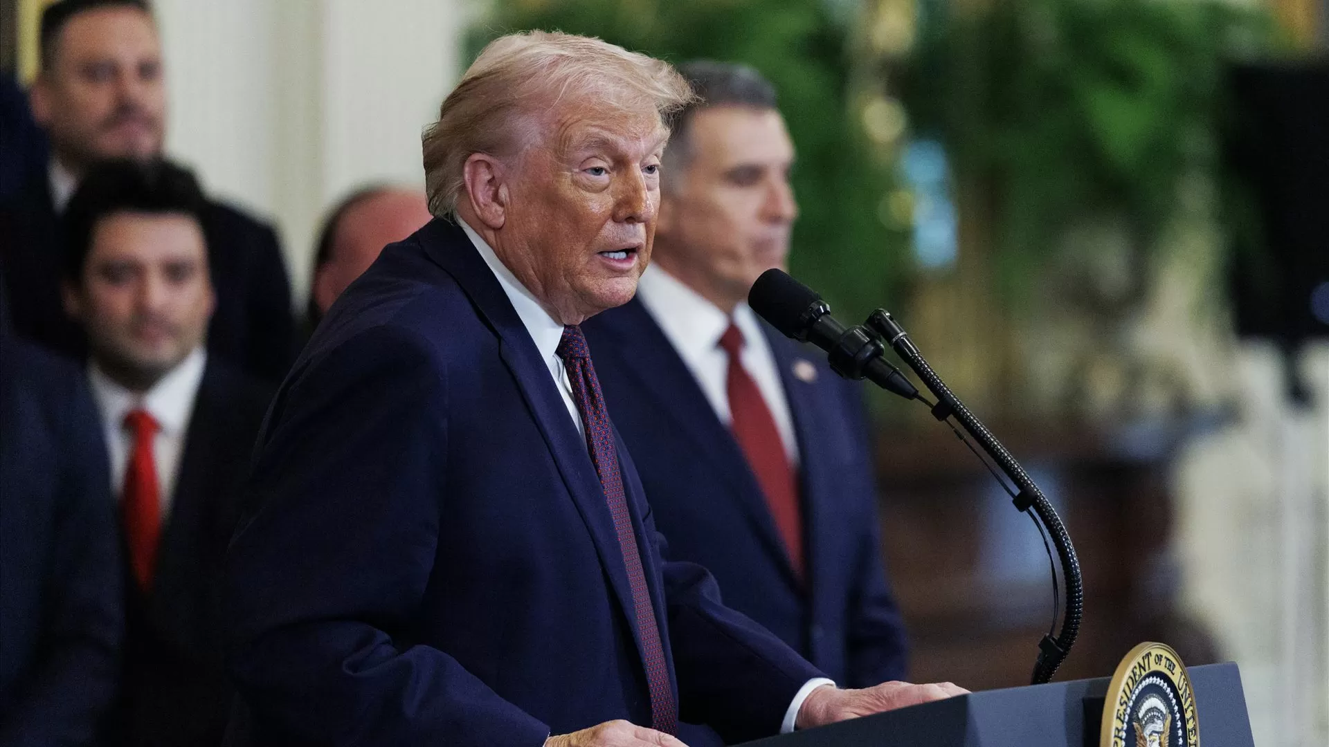 Trump ameaça com tarifas países que não concordem com a compra da Gronelândia