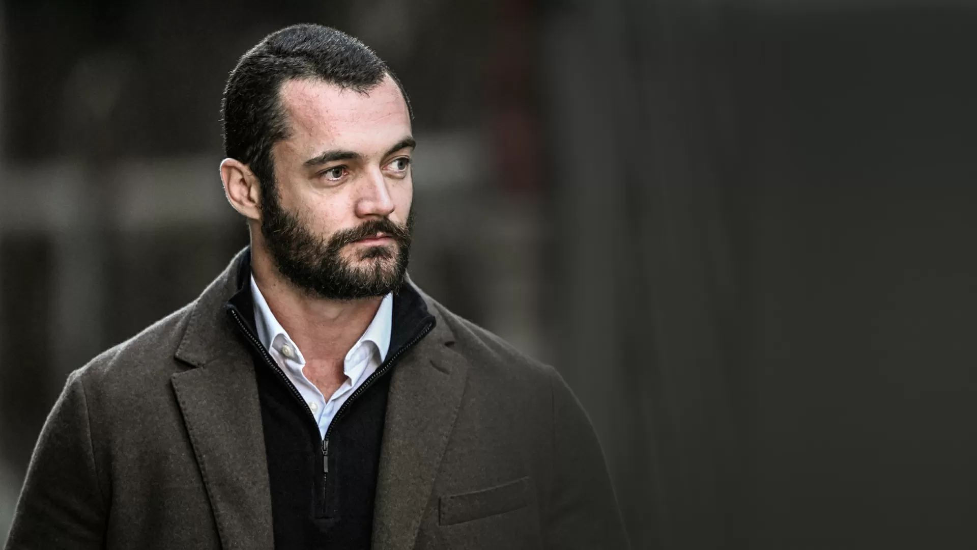Filho de Nicolas Sarkozy se lança candidato e acena a radicais da direita