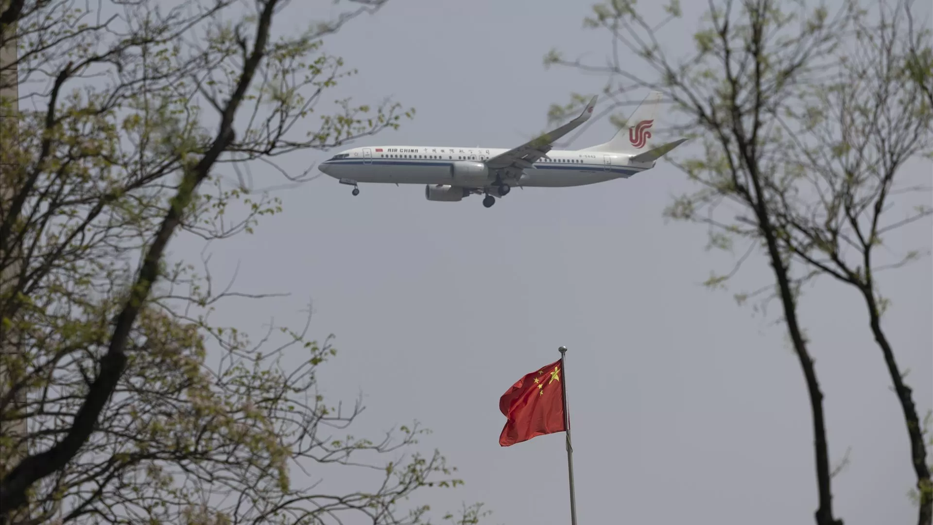 China começa a taxar preservativos e pílulas contraceptivas para travar queda da natalidade