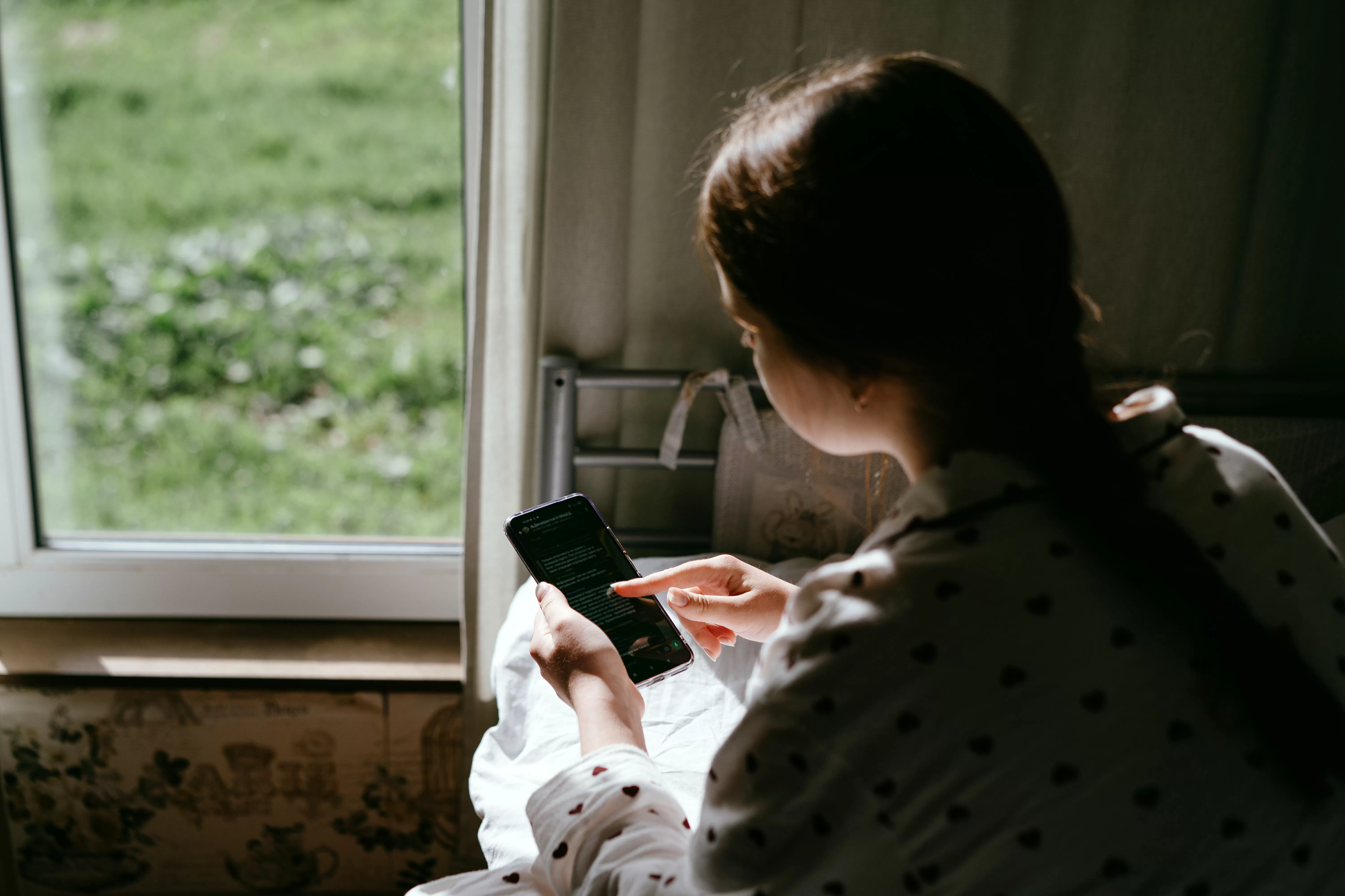 Instagram irá notificar pais quando filhos adolescentes fizerem pesquisas sobre suicídio