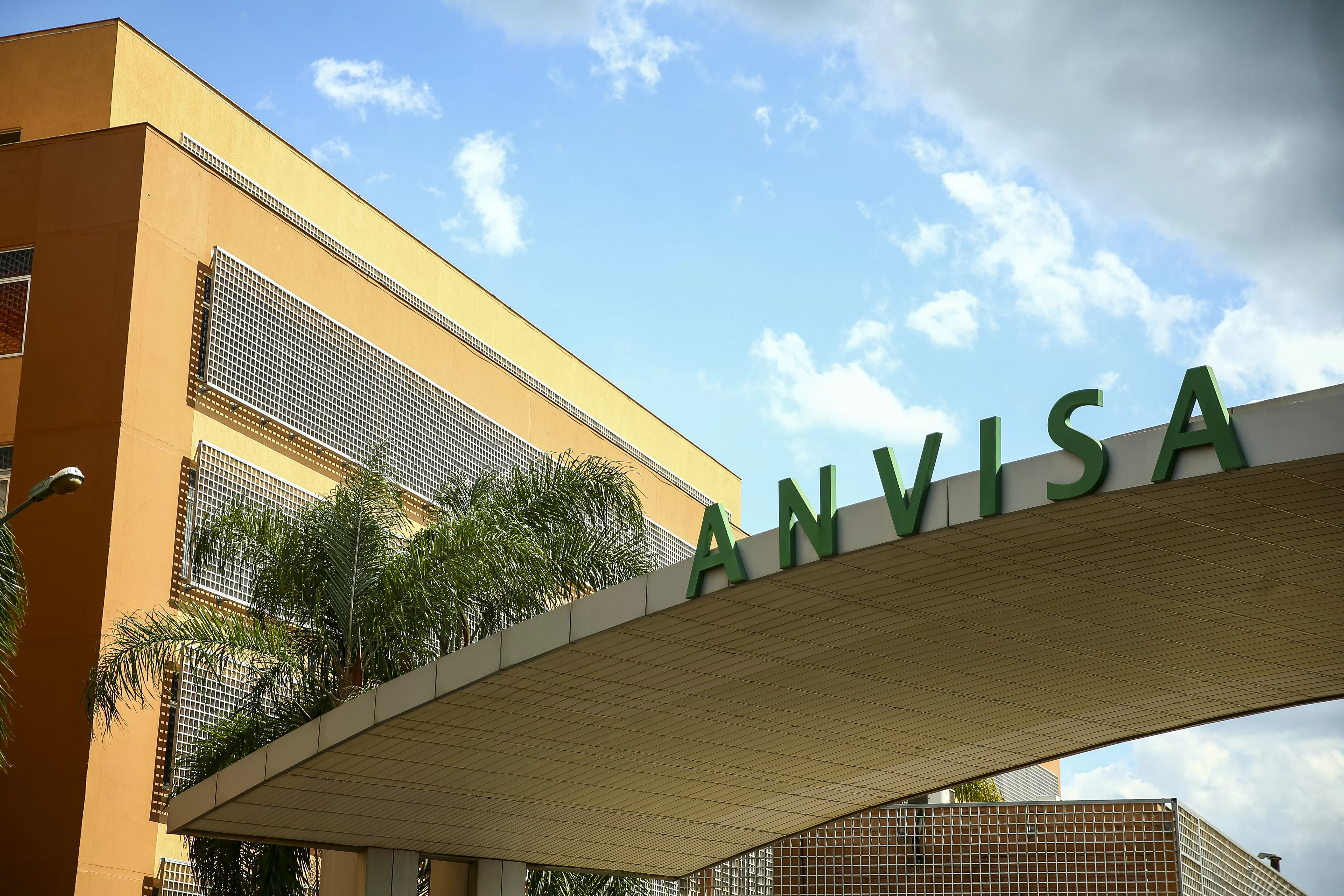 Anvisa apreende Mounjaro e botox falsificados após ação de fiscalização