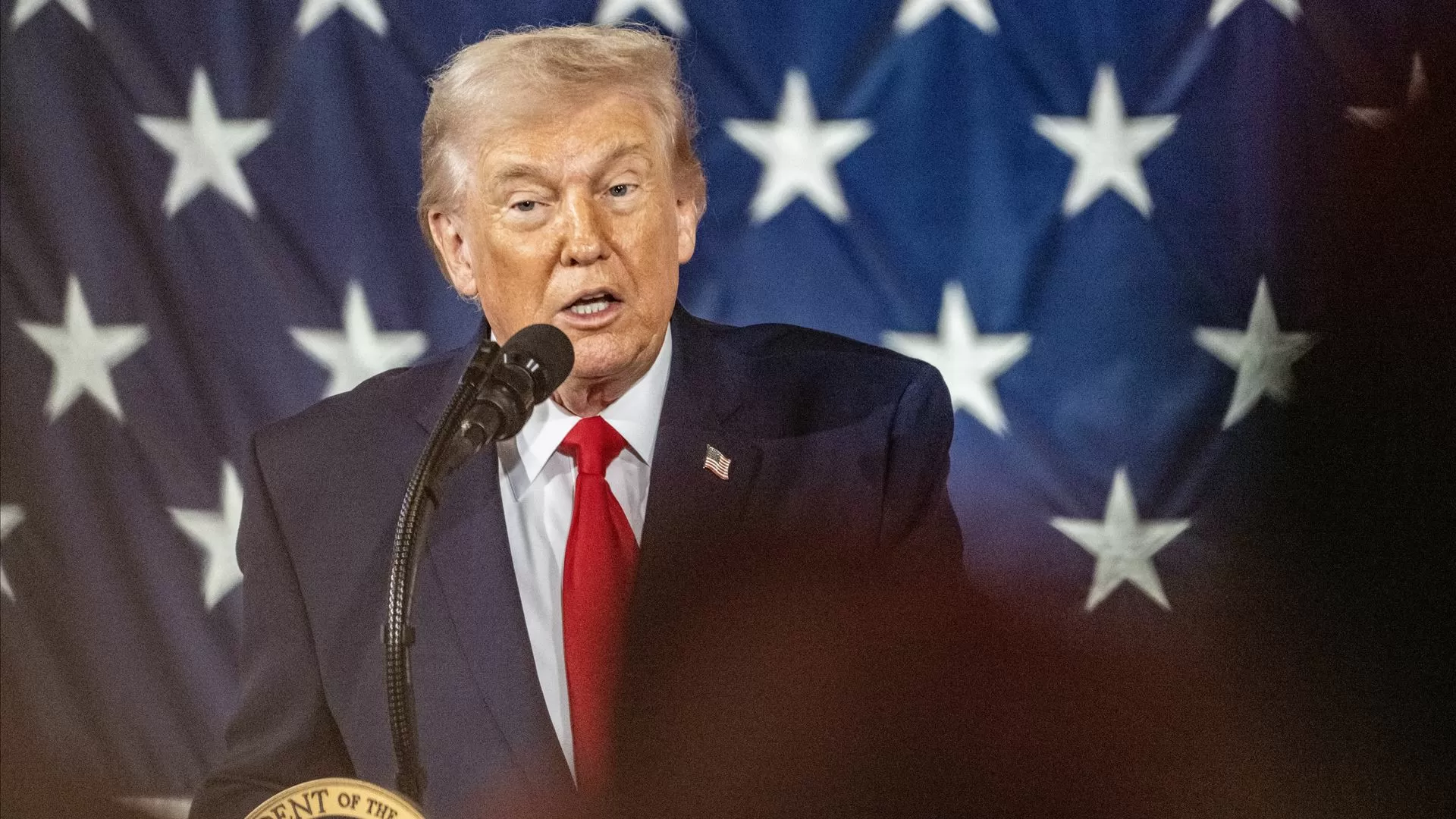 Trump faz ultimato: podem acontecer "coisas más" no Irão nos próximos 10 dias