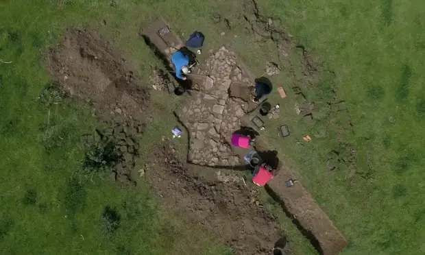 Arqueólogos amadores encontram palácio perdido da Dinastia Tudor