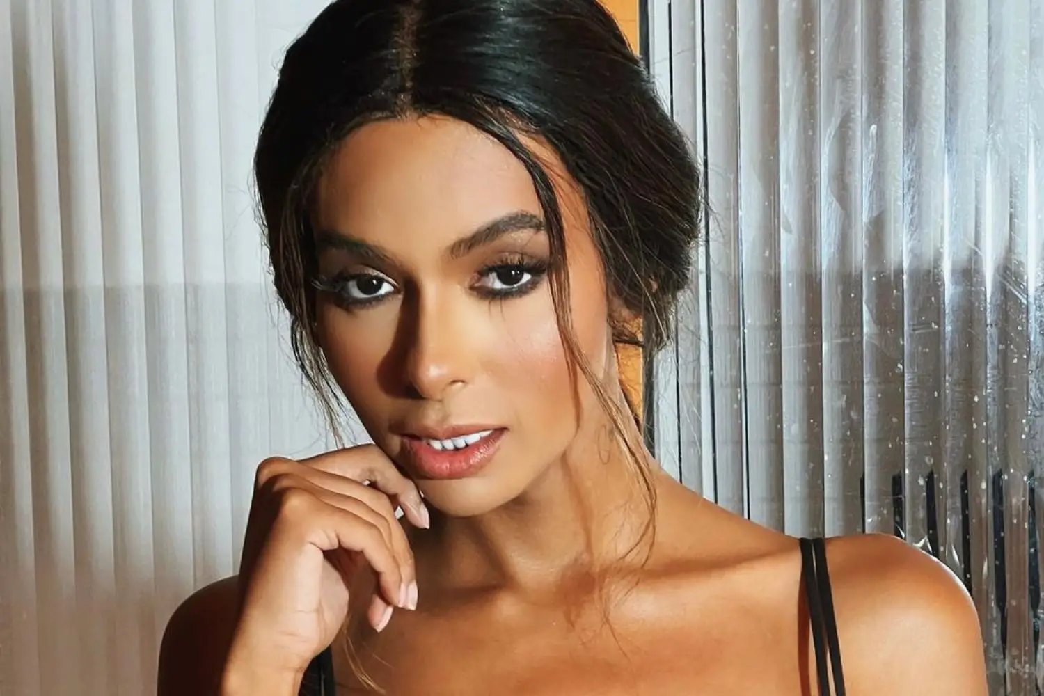 Ex-gospel, Ella perde conta no Instagram após ataque de ódio: ‘transfobia’