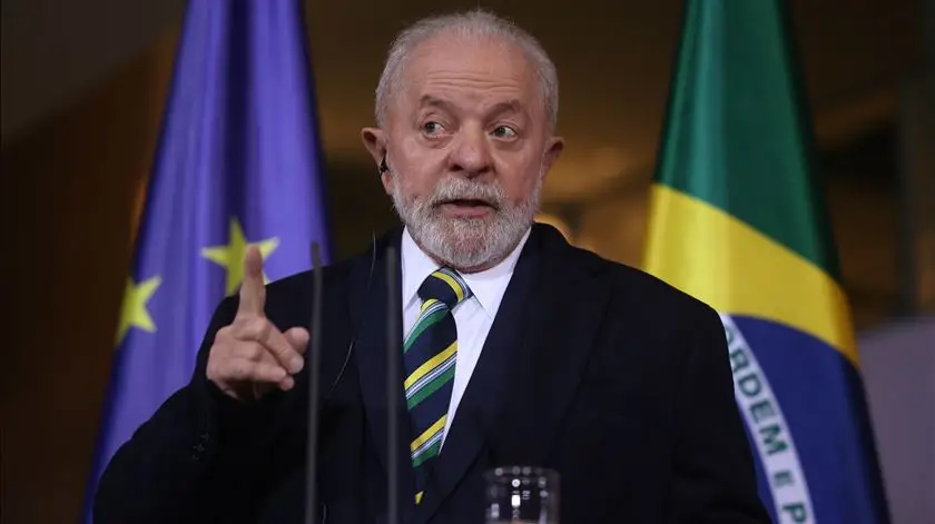 Presidente Lula da Silva exclui golpistas do 8 de janeiro do indulto de Natal