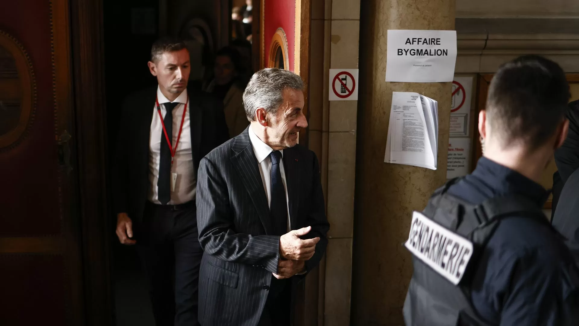 Seis meses de prisão efetiva para Sarkozy