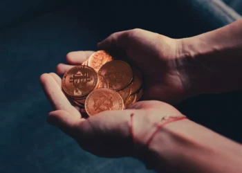 “Desmistificando Finanças: Uma Perspectiva Positiva”