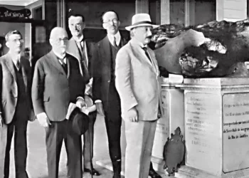 Um gênio nos trópicos: quando Einstein visitou Argentina, Uruguai e Brasil