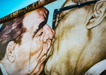 “Revelando o lado positivo da política”