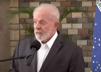 Lula questiona meta de 80% de alfabetização até 2030