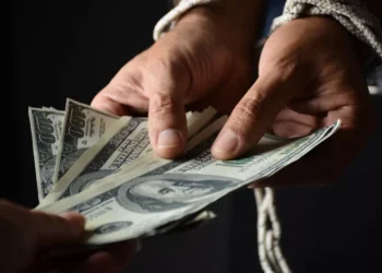 “Reescrevendo a narrativa: descubra o lado positivo das finanças”