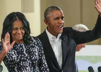 Barack e Michelle Obama declaram apoio a Kamala Harris