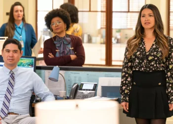 ‘Não Estou Morta!’: comédia fantasmagórica retorna com temporada sagaz