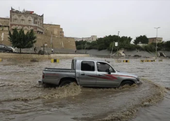Inundações no Iémen afetam mais de 250 mil pessoas e matam pelo menos 60