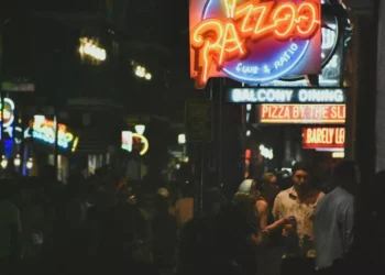 “Descubra a Costa del Sol: Paraíso de Luxo à Beira-Mar”