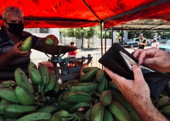 “O impacto da economia em nossas vidas cotidianas”