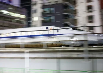 O trem-bala despontou há sessenta anos no Japão. E o Brasil?