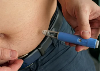 Laboratório brasileiro recebe aval para produzir remédios da família do Ozempic