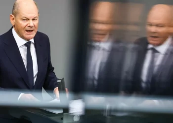 Crise na Alemanha. Presidente dissolve Parlamento e abre caminho a eleições