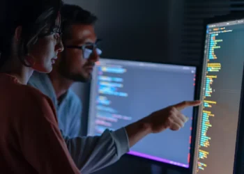 Brasil ultrapassa média global no uso de inteligência artificial, mostra pesquisa