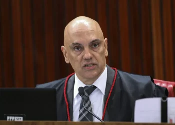 Rede social de Trump e Rumble entram com nova ação contra Moraes nos EUA