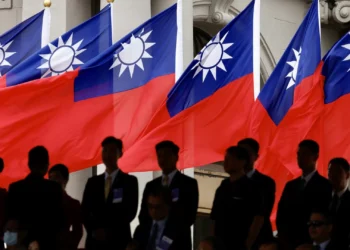 Navio ligado à China detido em Taiwan após corte de cabo submarino