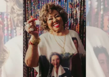 Alcione revela o gosto por k-dramas e até canta hit em coreano