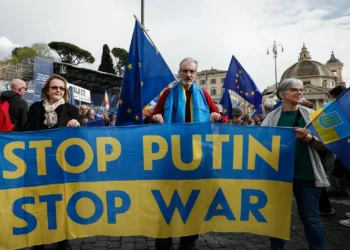 Pela unidade da União Europeia. Cerca de 50 mil pessoas manifestam-se em Roma