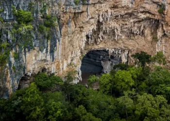 Cavernas do Peruaçu é o primeiro parque com passeio em 3D