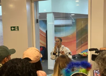 BBB 25: Cartazes em shopping mostram rumo ‘sonolento’ do reality da Globo