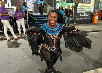 A passista que rompe barreiras na Sapucaí