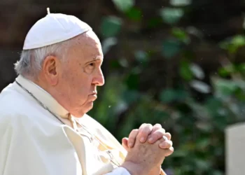 A incógnita nos bastidores da Record sobre funeral do papa Francisco