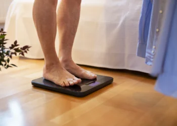 Afinal, jejum intermitente pode mesmo ajudar no emagrecimento?