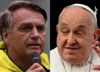 A cobertura do SBT sobre papa Francisco em meio à entrevista com Bolsonaro