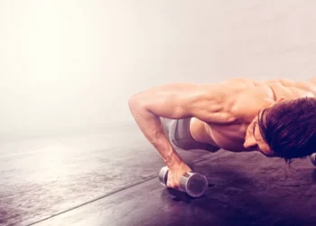 Esteróides anabolizantes triplicam risco de infarto  em homens, alerta estudo