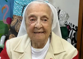 Morreu a irmã Inah Canabarrono, a pessoa mais velha do mundo