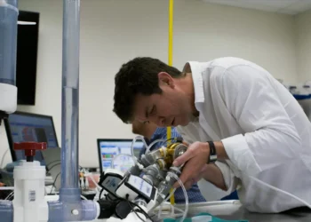 Cortes na ciência nos EUA criam janela para Europa captar investigadores