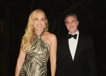 Angélica quebra silêncio sobre exposição da família com polêmica da nora