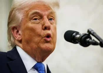 Trump anuncia aumento das tarifas sobre o aço de 25% para 50%