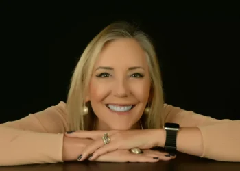 “Não importa sua idade, você terá de se reinventar”, alerta Martha Gabriel