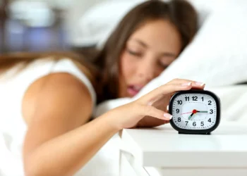 Entenda o jetlag social, problema que afeta 70% dos paulistanos