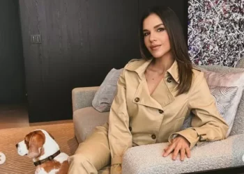 Após anos de tentativa, Mariana Rios celebra gravidez