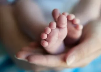 Teste do pezinho: desafios e avanços de um marco na saúde pública