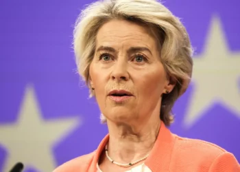 Von der Leyen fala com Netanyahu e diz que “Israel tem o direito a se defender”