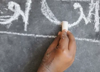 Consenso e discordâncias