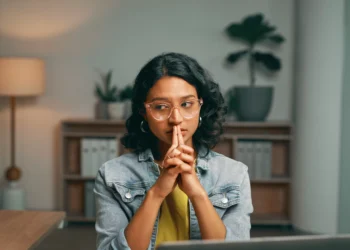 Você vive de verdade ou só cumpre expectativas?