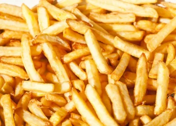A descoberta dos cientistas sobre a relação entre batatas fritas e diabetes